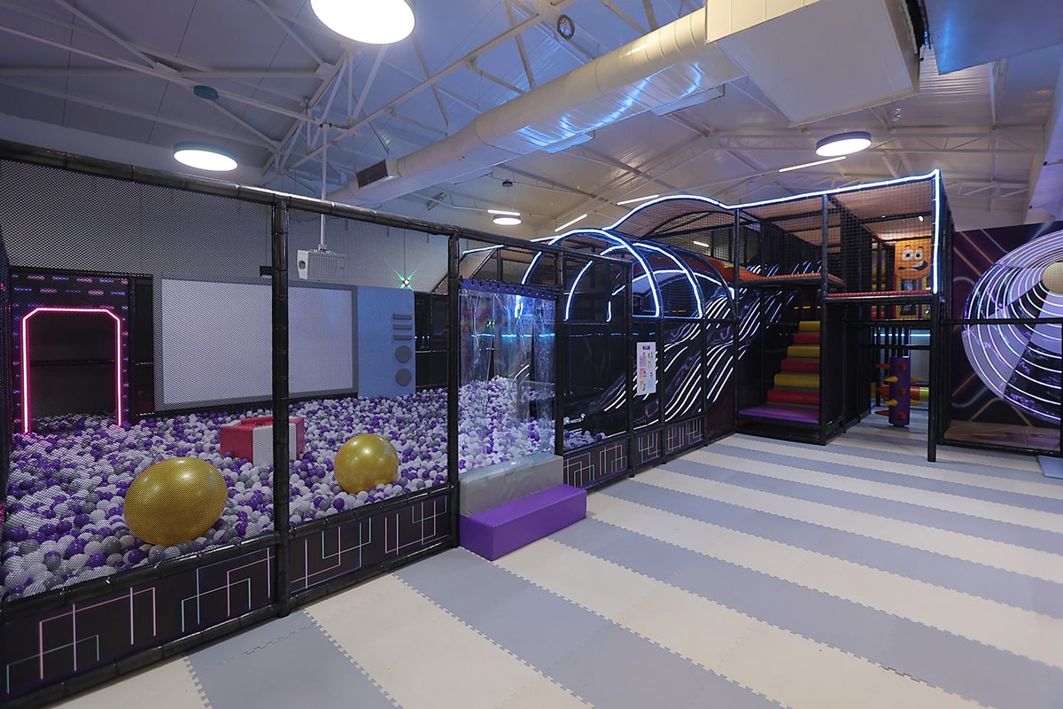 Multilane Slide with a Ball Pit Landing