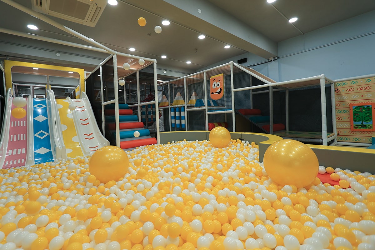 Multilane Slide with a Ball Pit Landing